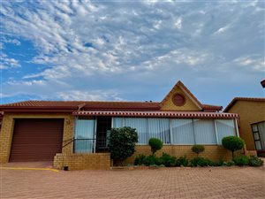 2 Bed Simplex in Wilro Park