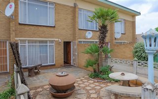 2 Bedroom Apartment in Potchefstroom Central