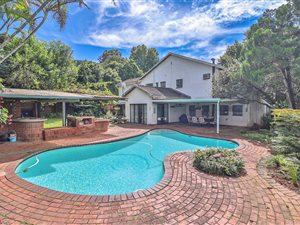 5 Bed House in Oak Park