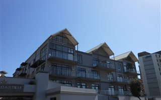 4 Bedroom Apartment in Point Waterfront