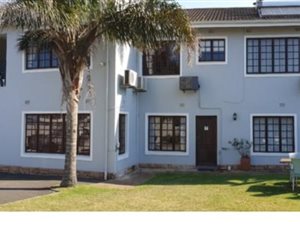 11 Bed House in Athlone Park