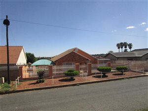 3 Bed House in Bosmont