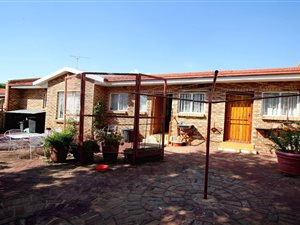 3 Bed House in Greenhills