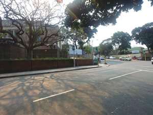 684 m² Commercial space in Musgrave