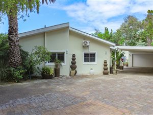 4 Bed House in Constantia
