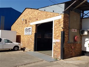 1692 m² Industrial space in Tulisa Park