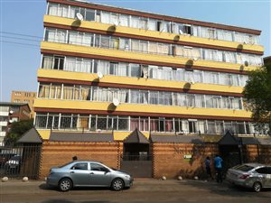 2 Bed Apartment in Pretoria Central
