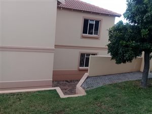3 Bed Apartment in Queenswood