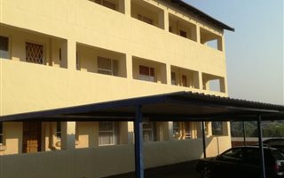 2 Bedroom Apartment in Rensburg