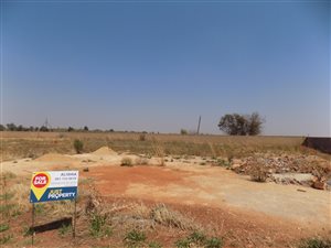 800 m² Land available in Carletonville