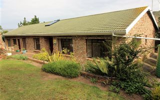 3 Bedroom House in Groenvallei