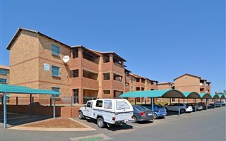 2 Bedroom Apartment in Atteridgeville