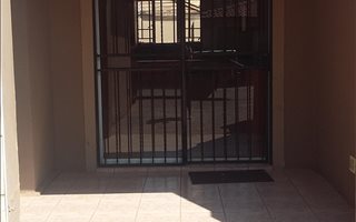 3 Bedroom Townhouse in Annlin
