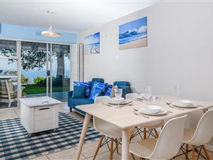 2 Bed Apartment in Umdloti Beach
