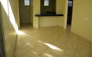 1 Bedroom Flat in Kroonstad