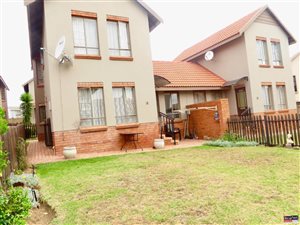3 Bed Townhouse in Brooklands