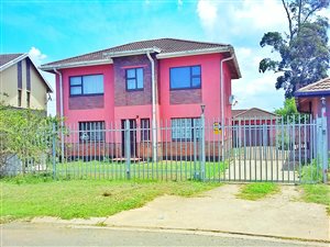 4 Bed House in Raisethorpe