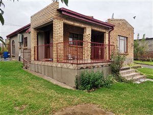 2 Bed House in Thaba Nchu