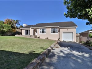 3 Bed House in Kabega Park
