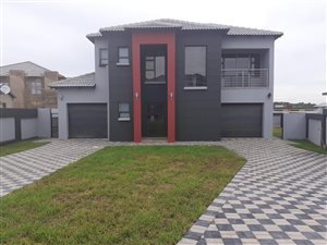 4 Bed House in Derdepoort