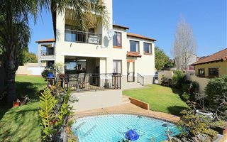 3 Bedroom Cluster in Johannesburg North