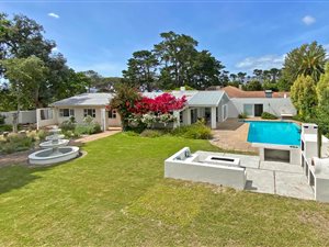 5 Bed House in Constantia
