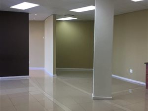 69 m² Commercial space in Beacon Bay