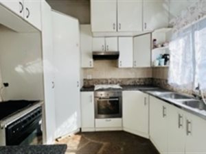 2 Bed Townhouse in Escombe
