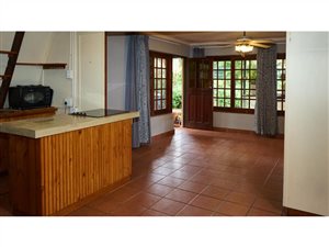 3 Bed Townhouse in Hibberdene