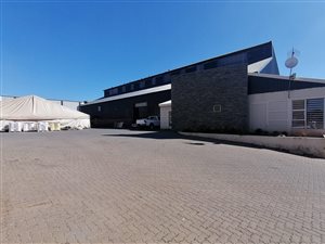 1070 m² Industrial space in Monavoni