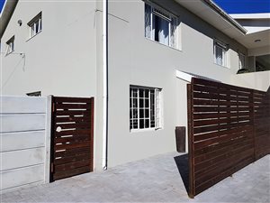 2 Bed Garden Cottage in Mount Pleasant