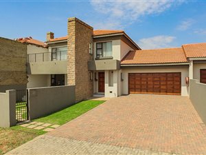 3 Bed Townhouse in Ben Fleur