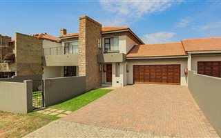 3 Bedroom Townhouse in Ben Fleur