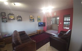 2 Bedroom Flat in Eco Park