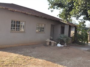4 Bed House in Vanderbijlpark CW2