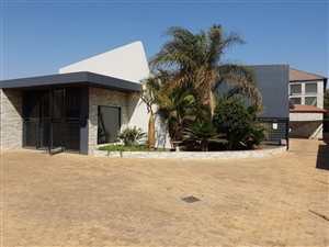 592 m² Commercial space in Hurlyvale