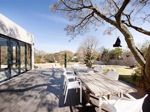 4 Bed House in Craighall Park