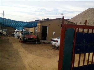 2 Bed House in Tembisa