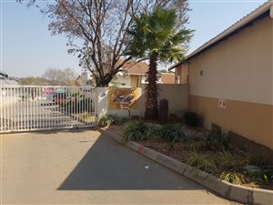 2 Bed Townhouse in Rembrandt Park