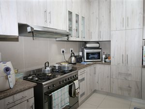 3 Bed Flat in Saiccor
