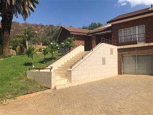 4 Bed House in Wilkoppies