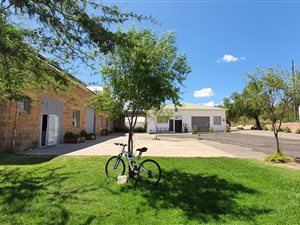9.7 ha Land available in Oudtshoorn Central