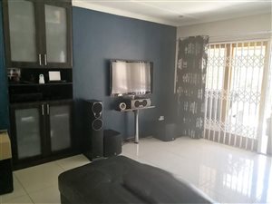 2 Bed Townhouse in Sunningdale