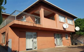 4 Bedroom House in Newlands East
