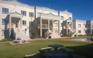 2 Bedroom House in Kanoniers Park
