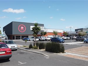 105 m² Commercial space in Parklands