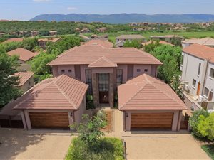 4 Bed House in Xanadu