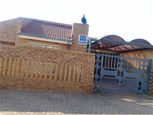 3 Bed House in Dobsonville