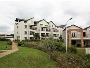 2 Bedroom Apartment in Fourways