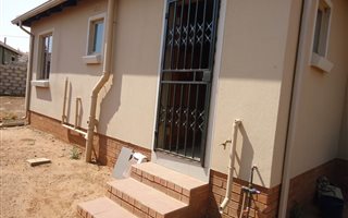 3 Bedroom House in Mahube Valley